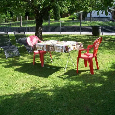 Chez Nicole Giez